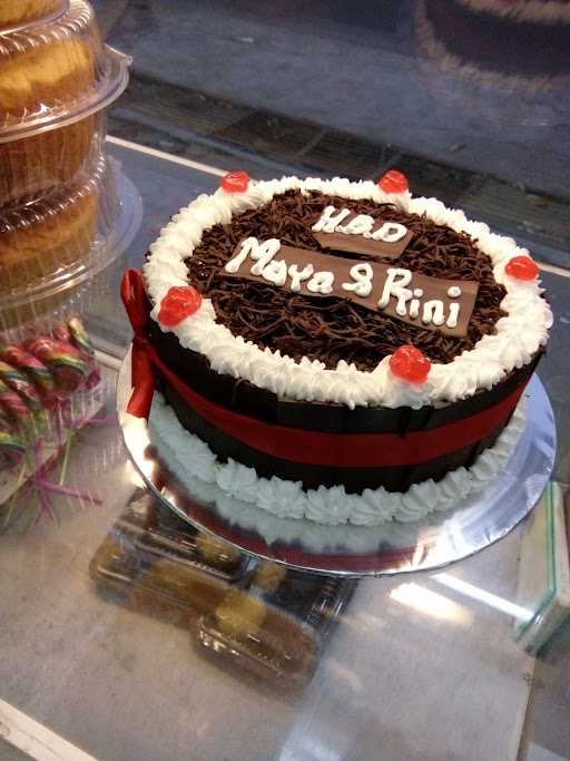 Toko Kue Azah 2 3