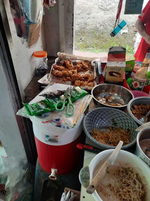 Warung Nasi Kuning Yu Ipah 5