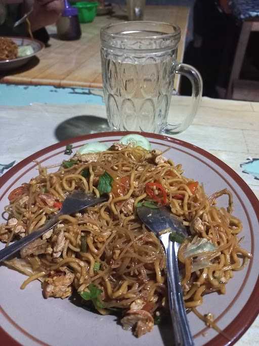 Bakso & Mie Ayam Pak Sabar 4