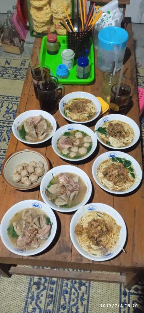 Mie Ayam & Bakso Gy-Zo 10