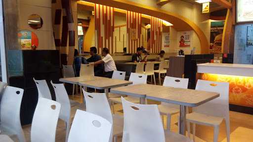 A&W Restoran Bina Nusantara 4