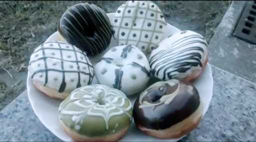 Alfon Donuts 2