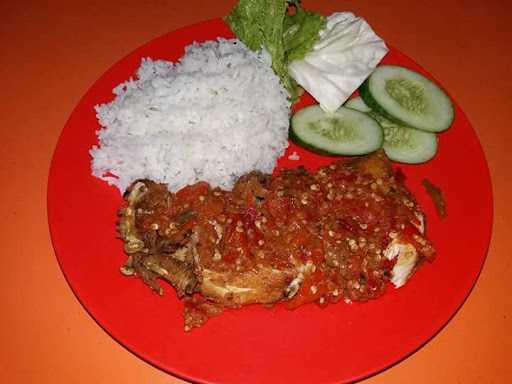 Ayam Penyet Mbak Nur 8