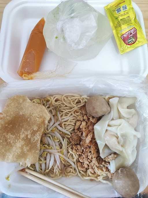 Bakmi Ngiler Kemanggisan 1