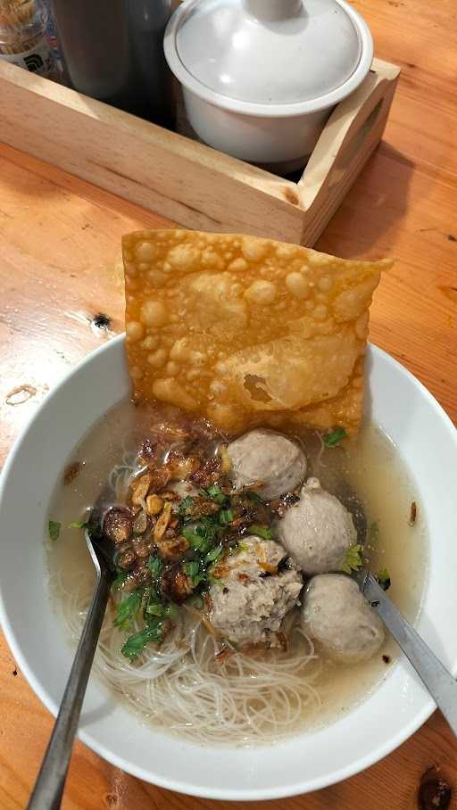 Bakso Baksoe, Binus Syahdan 2