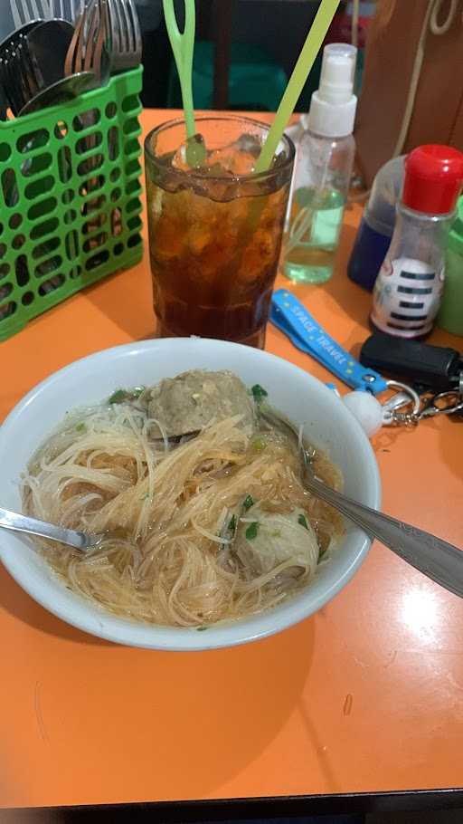 Bakso Putri Kembar 9