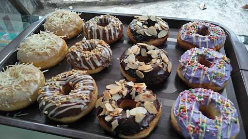 Donat Ladzit Jakarta 1