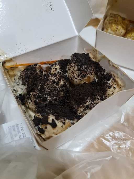 Luku Donut Kemanggisan 9