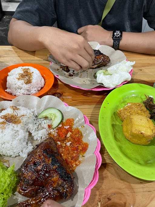 Nasi Uduk Nikmat 79 8