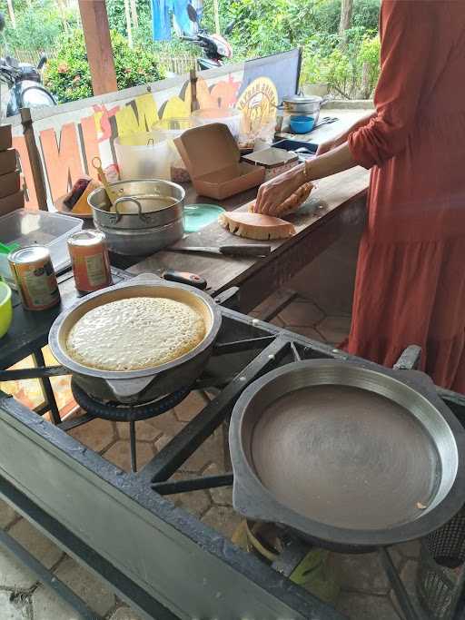 Booming Martabak 8