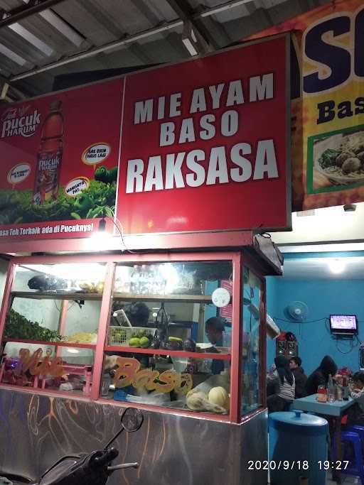 Baso Raksasa 10