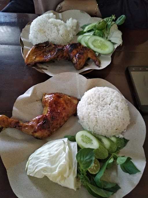 Rumah Makan Ayam Penyet 2