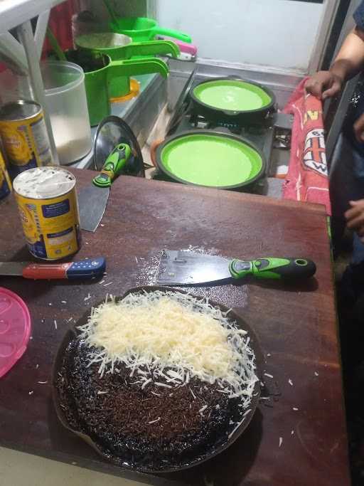 Martabak Toparis, Pertigaan Segog 2