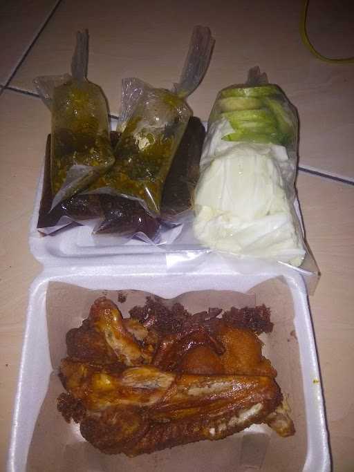 Nasi Bebek K'Hazwan Khas Madura & Ayam Penyet Sambel Ijo 10