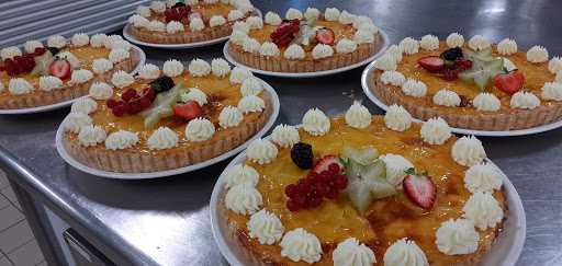 Rumah Kue Zeera Patisserie 3