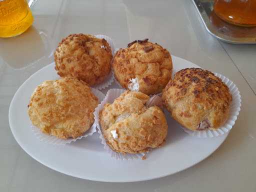 Soes Deliz Tangsel 1