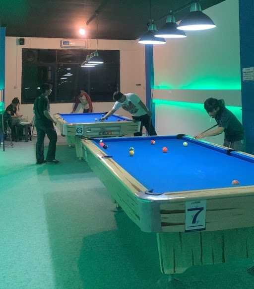 Warbil Hajime Warkop Dan Billiard 10