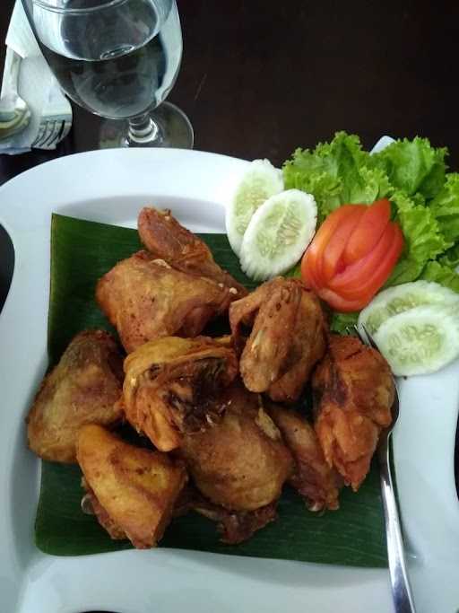 Banten Resto 3