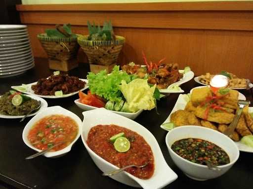 Banten Resto 5