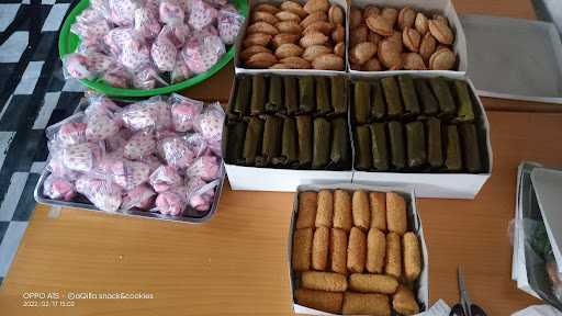 Aqilla Snack & Cookies 1