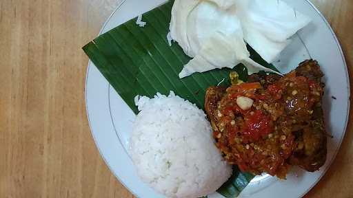 Ayam Bebek Penyet Bu Wahyuni 7