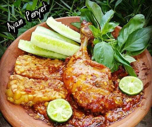 Ayam Penyet Mbak Mur 3