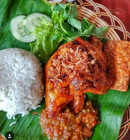 Ayam Penyet Mbak Mur 1