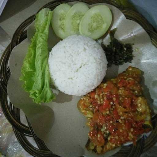 Ayam Penyet Ummy Tya 1