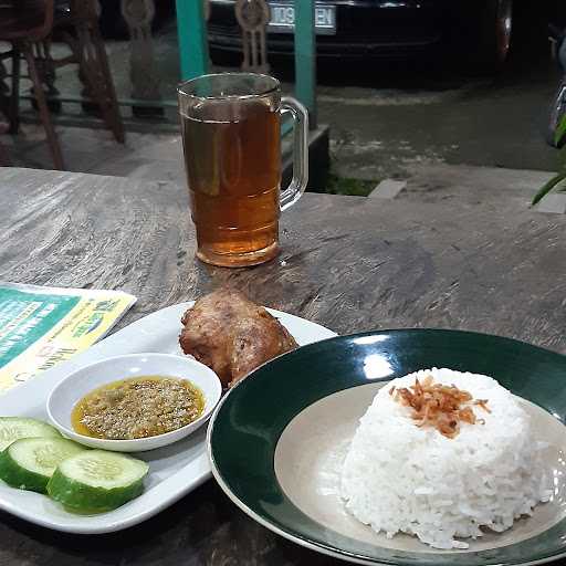 Cafe Bakmi Djawa 7