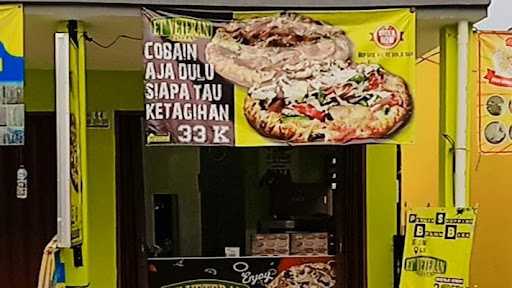 Et Veteran Pizza Ciputat 9