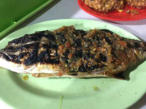 Ikan Bakar Kawanua Khas Manado 7