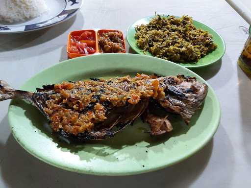 Ikan Bakar Kawanua Khas Manado 5