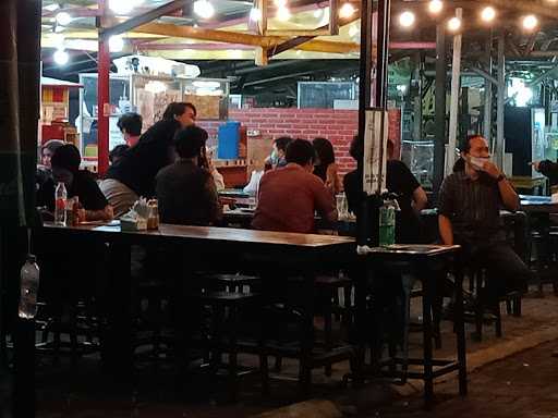 Kedai Dago 4