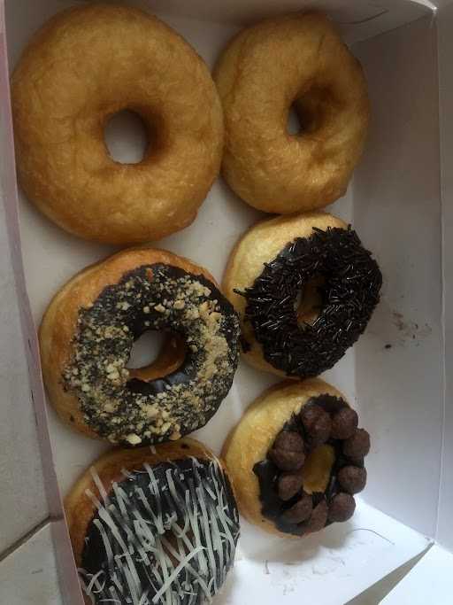 Kencana Donat(Spesialis Donat Kentang Rasa Nendang) 7