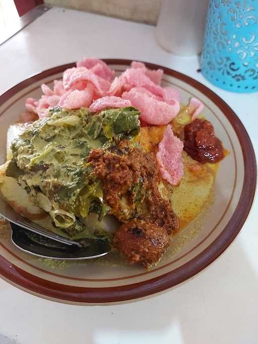 Ketupat Sayur Padang Uni Yus 3