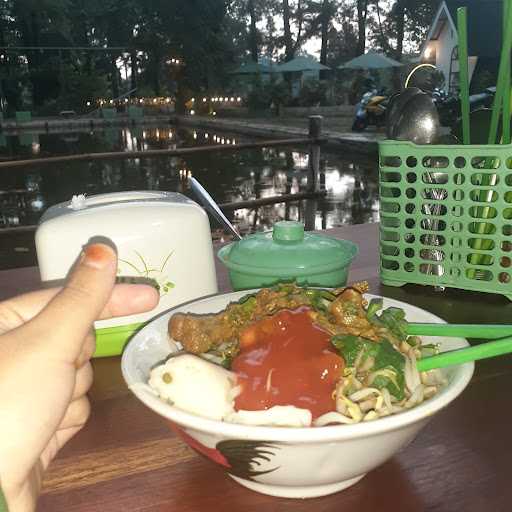 Mie Ayam Beno 1