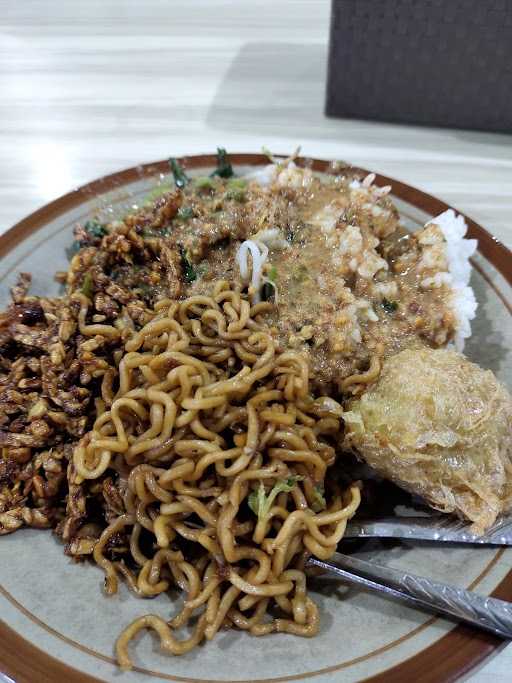 Nasi Pecel Selaras Ibu Sulastri 5