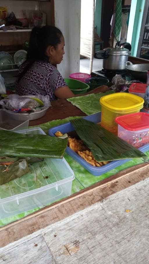 Nasi Uduk Betawi & Seblak Mpo Ida 1