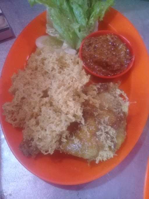 Pecel Lele Lumintu & Ayam Kremes 1