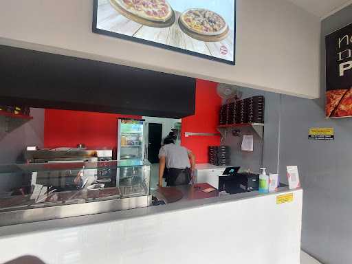 Pizza Boxx Pamulang 6