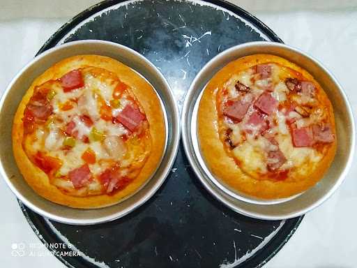 Pizza Meria 1 Dan Pizza Meria Cabang 2 Jln Siliwangi No 6 Pondok Benda Pamulang Barat 8