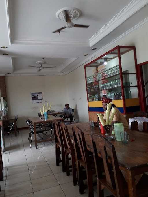 Rumah Makan Tandikat 7