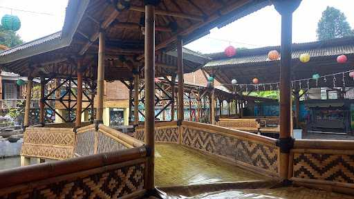 Saung Pancoran 8