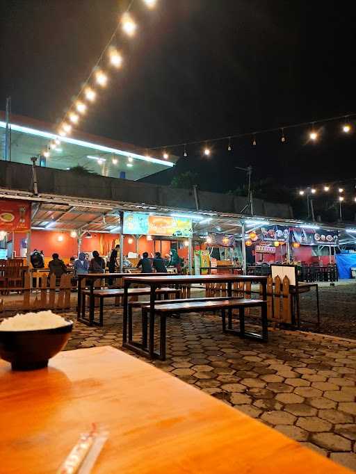 Taman Kuliner Siliwangi 8