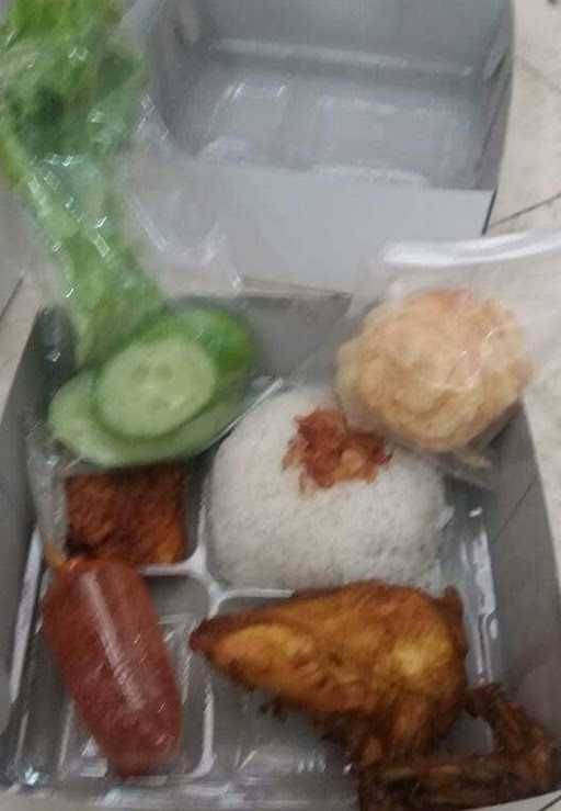 Waroeng Aneka Kuliner Betawi 4