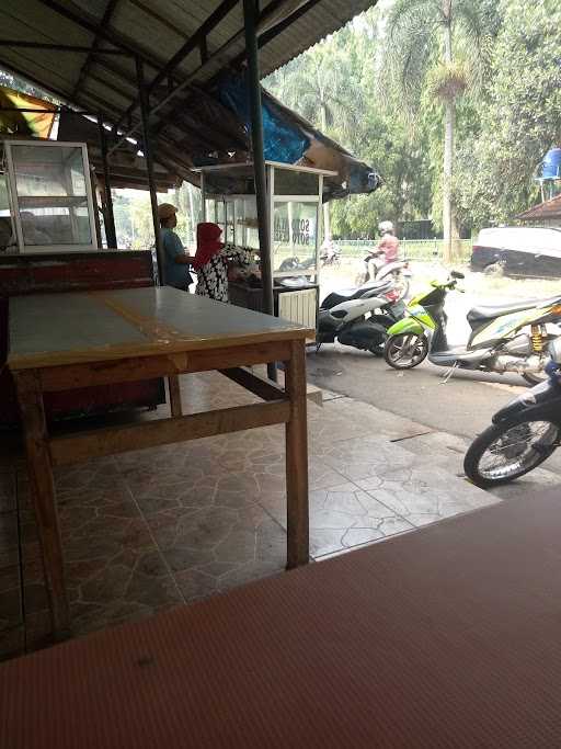 Warung Soto Masjid Annur 6