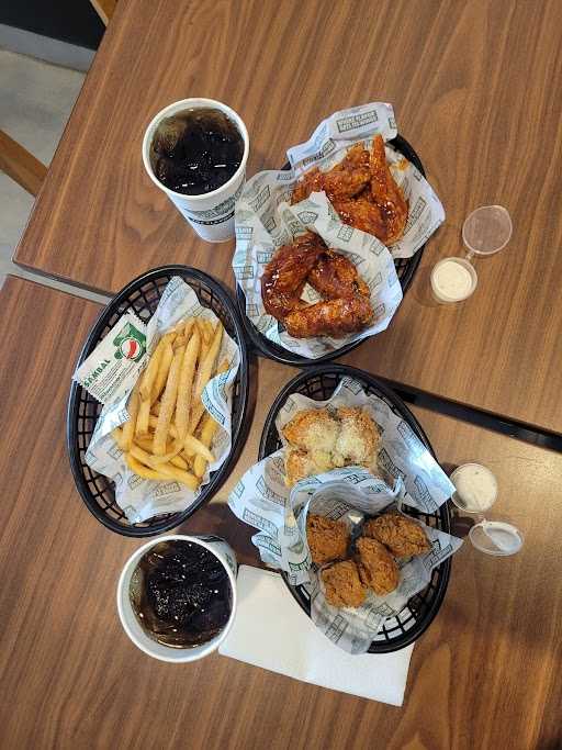 Wingstop Pamulang 1