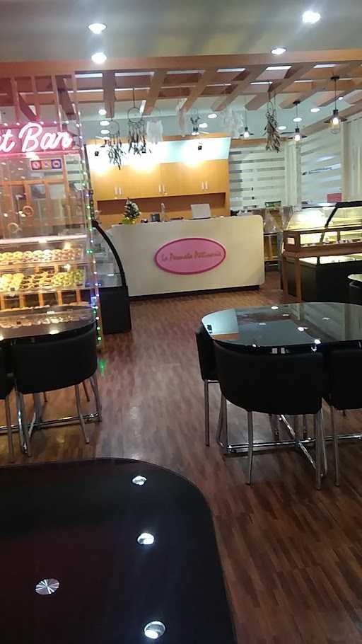 La Permata Patisserie 8