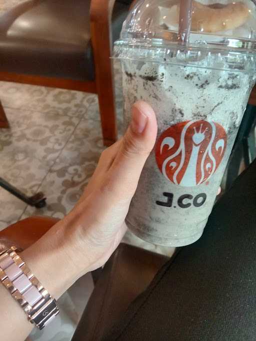 J.Co Mall Panakkukang 5