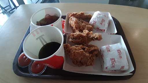 KFC - Mall Panakkukang 8